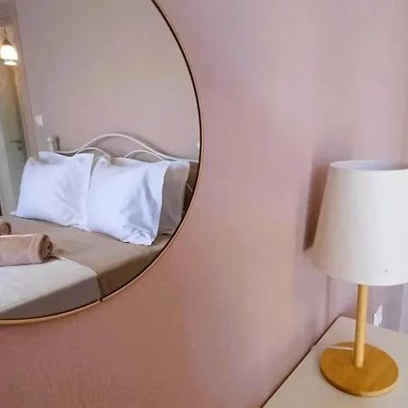 Seaside Boutique Villa Rosee * 普拉卡利特索罗