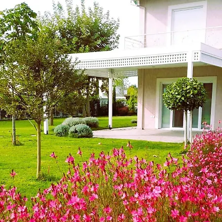 Seaside Boutique Villa Rosee 别墅 *